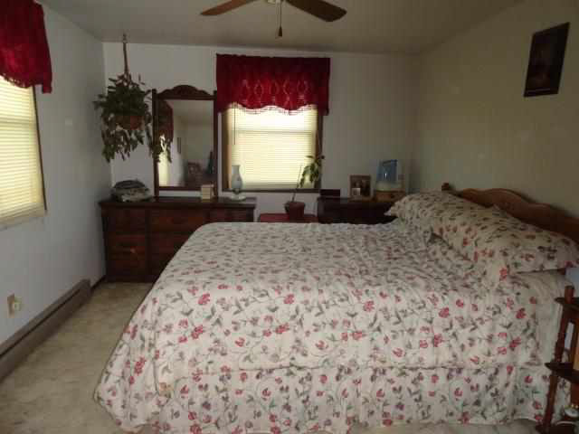 1030 E 670 S, Wolcottville, IN 46795 photo 5