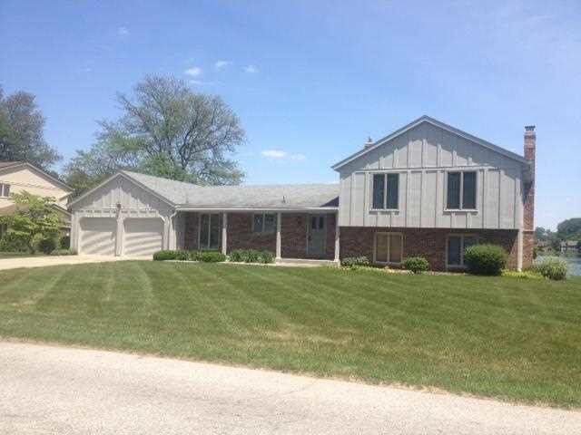 1620 E Lake Dr W, Elkhart, IN 46514 photo 2