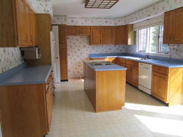 22602 Greenleaf Blvd, Elkhart, IN 46514 photo 5