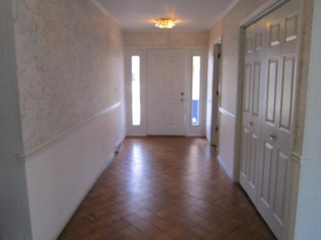 22602 Greenleaf Blvd, Elkhart, IN 46514 photo 2