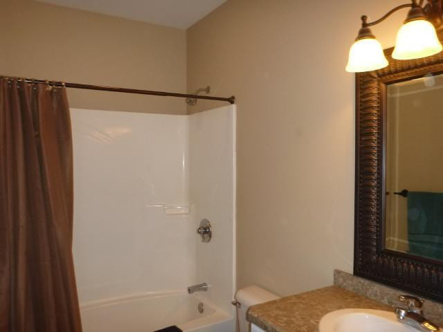 220 River Park Dr, Middlebury, IN 46540 photo 26
