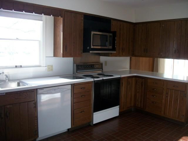 29222 Frailey Dr, Elkhart, IN 46514 photo 9