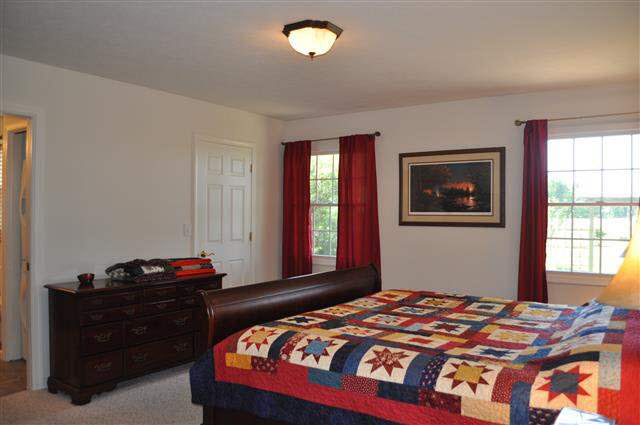 1105 E Country Ln, Shipshewana, IN 46565 photo 9