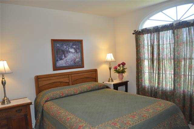 1105 E Country Ln, Shipshewana, IN 46565 photo 12