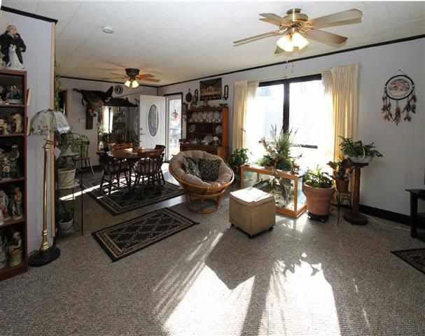 10577 Cr 4, Middlebury, IN 46540 photo 11