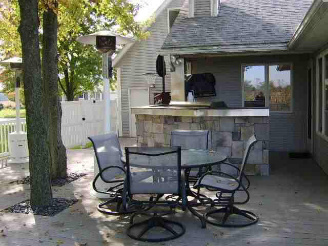 300 Apple Tree Ln, Wakarusa, IN 46573 photo 9