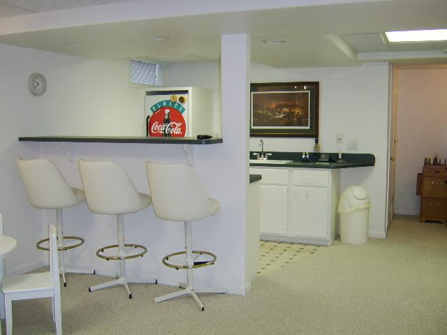300 Apple Tree Ln, Wakarusa, IN 46573 photo 10