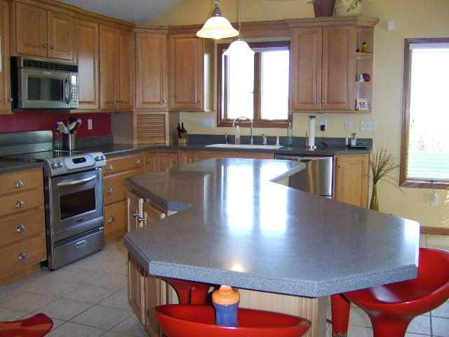 300 Apple Tree Ln, Wakarusa, IN 46573 photo 2