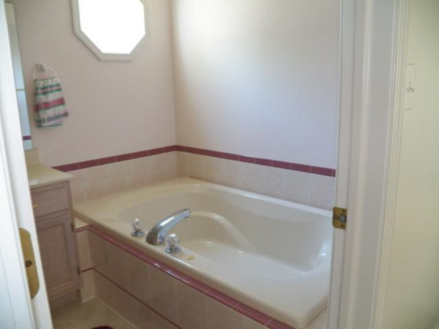 53352 Laplace Dr, Middlebury, IN 46540 photo 15