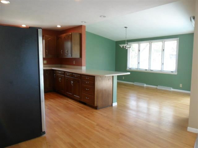 23408 Greenleaf Blvd, Elkhart, IN 46514 photo 8