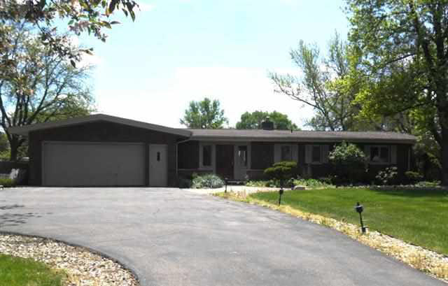 23408 Greenleaf Blvd, Elkhart, IN 46514 photo 1