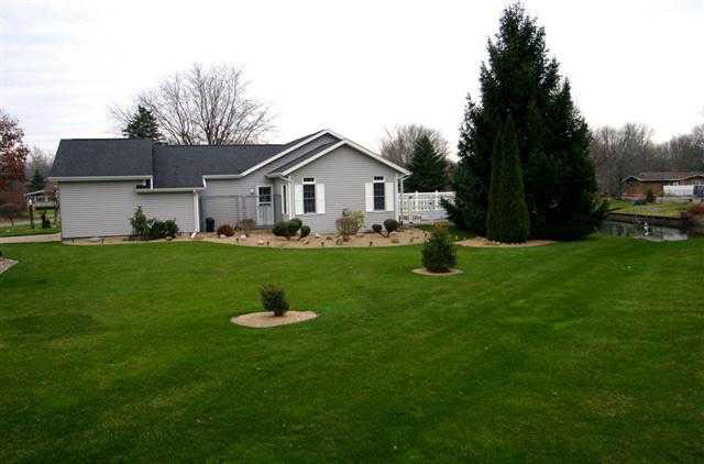 54077 Laguna Dr, Bristol, IN 46507 photo 5