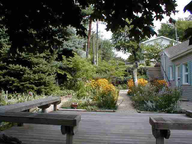 8949 E Circle Dr S, Syracuse, IN 46567 photo 3