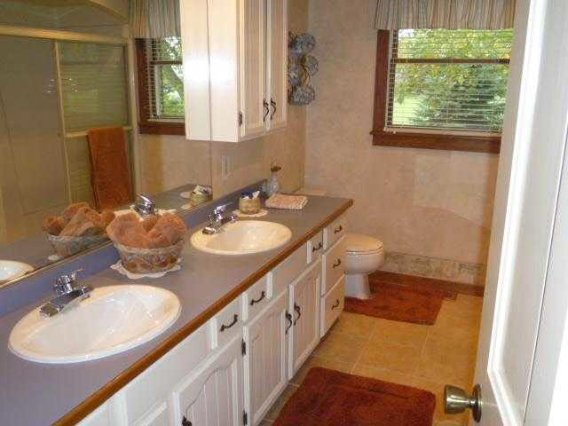 54772 Cr 8, Middlebury, IN 46540 photo 22