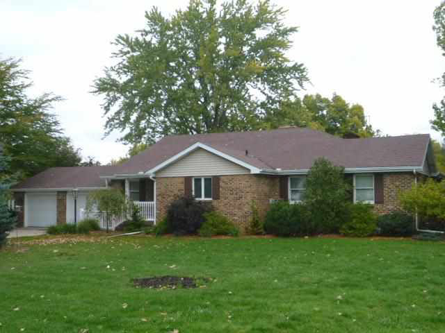 54772 Cr 8, Middlebury, IN 46540 photo 1