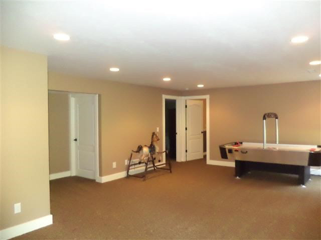 314 Fairview Dr, Goshen, IN 46528 photo 23