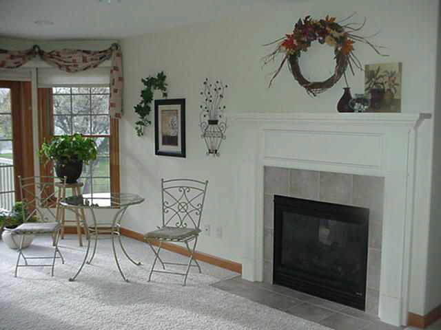 310 Normandy Way, Middlebury, IN 46540 photo 4