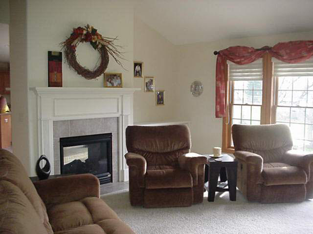 310 Normandy Way, Middlebury, IN 46540 photo 5