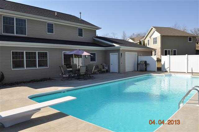 500 Horizon Dr, Middlebury, IN 46540 photo 5