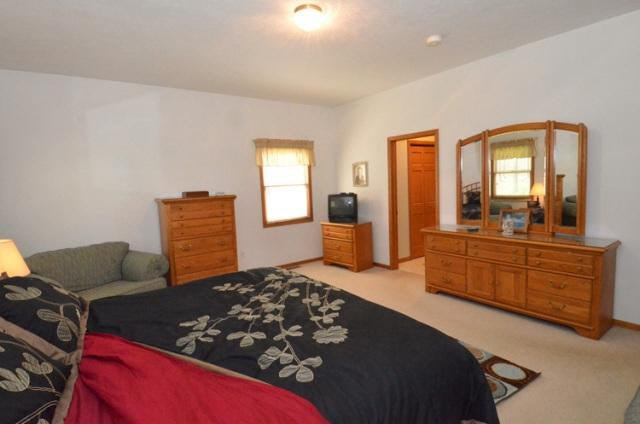 30639 Raintree Dr, Granger, IN 46530 photo 17