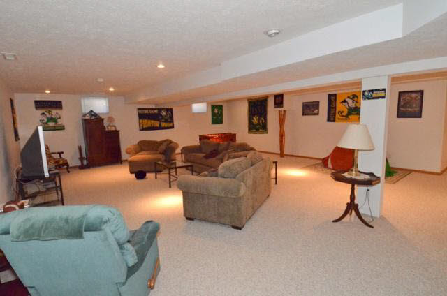 30639 Raintree Dr, Granger, IN 46530 photo 26