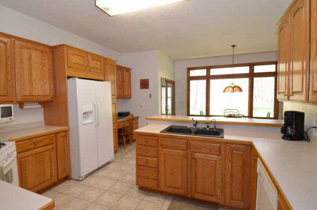 30639 Raintree Dr, Granger, IN 46530 photo 12