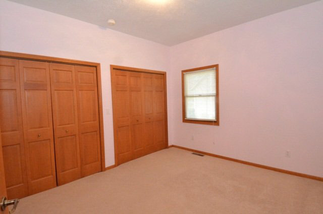 30639 Raintree Dr, Granger, IN 46530 photo 20
