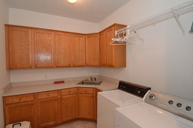 30639 Raintree Dr, Granger, IN 46530 photo 24