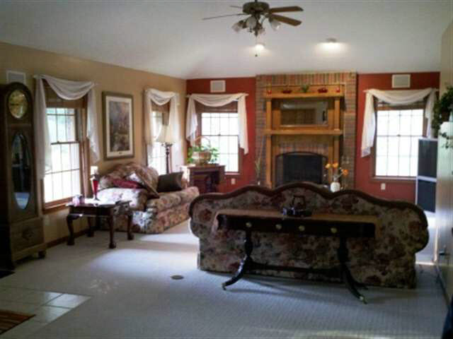 104 Orpha Dr, Middlebury, IN 46540 photo 4