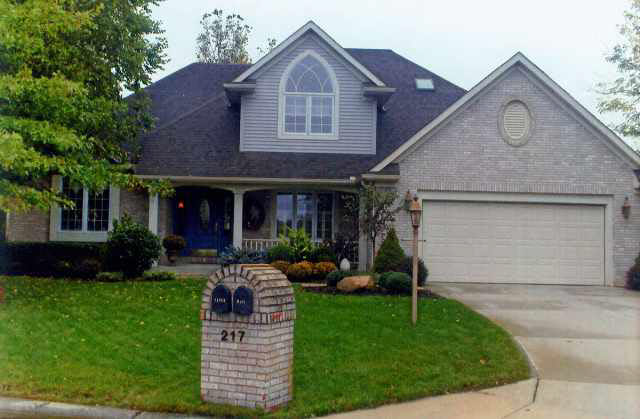217 Apple Tree, Wakarusa, IN 46573 photo 1