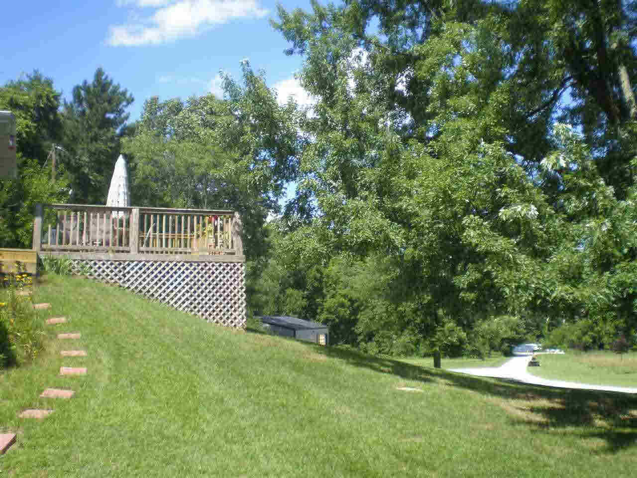 13628 Cr 8, Middlebury, IN 46540 photo 3