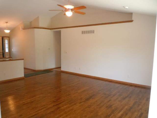 29776 Woodstone Ct, Elkhart, IN 46517 photo 12