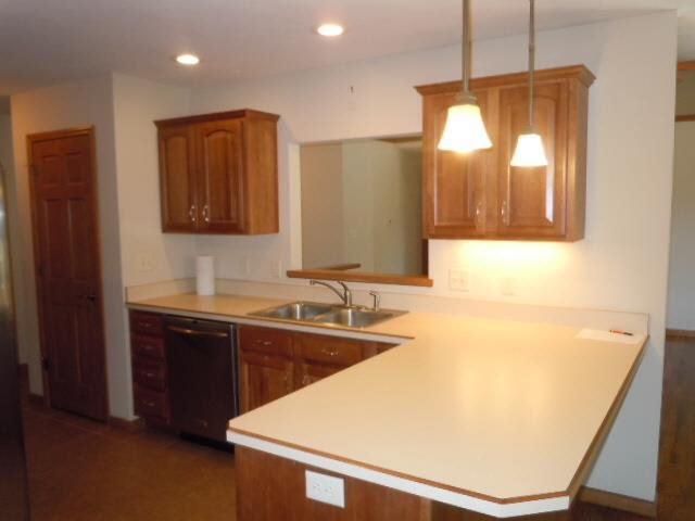 29776 Woodstone Ct, Elkhart, IN 46517 photo 9
