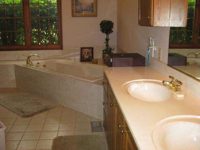 11744 Cr 2, Middlebury, IN 46540 photo 12