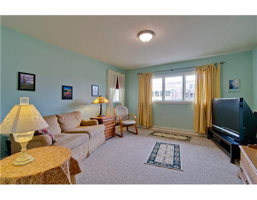 1525 Wall St, South Bend, IN 46615 photo 11