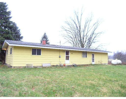 22045 Quinn Rd, Lakeville, IN 46536 photo 2