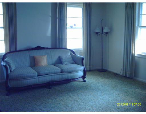 1121 Academy Pl, South Bend, IN 46616 photo 2
