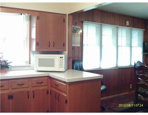 1121 Academy Pl, South Bend, IN 46616 photo 5