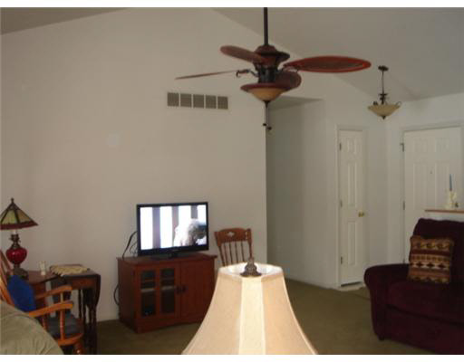 737 Lovechio Dr, Mishawaka, IN 46544 photo 11