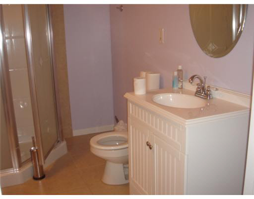 737 Lovechio Dr, Mishawaka, IN 46544 photo 9