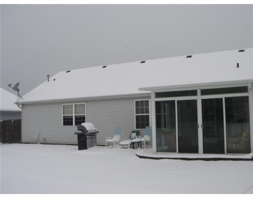 737 Lovechio Dr, Mishawaka, IN 46544 photo 2