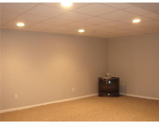 737 Lovechio Dr, Mishawaka, IN 46544 photo 12