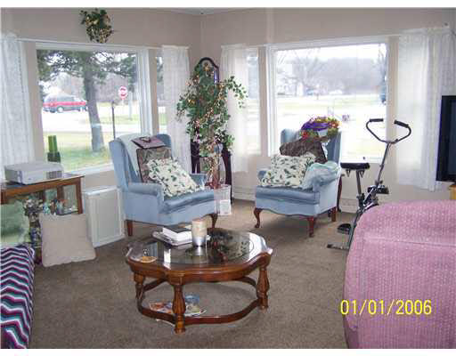 55729 Ash Rd, Osceola, IN 46561 photo 2