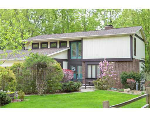 2410 Blue Smoke Trl, Mishawaka, IN 46544 photo 1