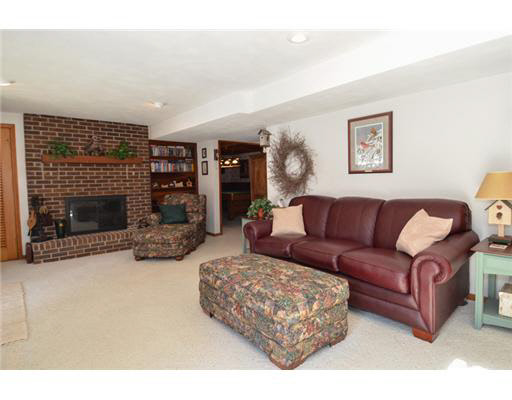 2410 Blue Smoke Trl, Mishawaka, IN 46544 photo 6
