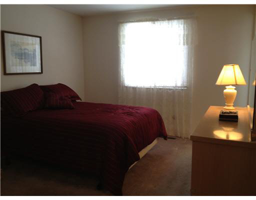 5428 Colonial Ln, South Bend, IN 46614 photo 11