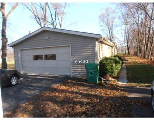 59230 Hollywood Blvd, South Bend, IN 46614 photo 12