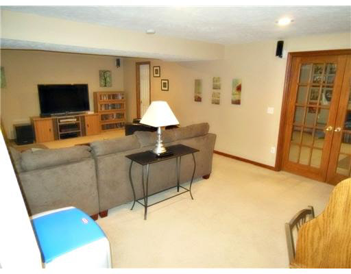 51487 Green Hill Dr, South Bend, IN 46628 photo 15