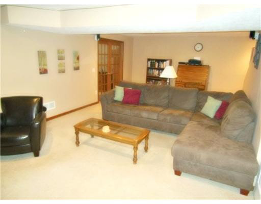 51487 Green Hill Dr, South Bend, IN 46628 photo 16