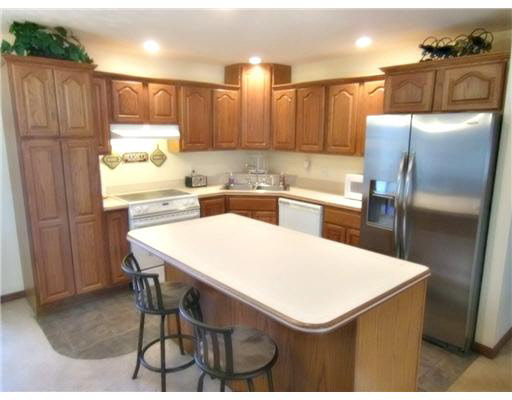 51487 Green Hill Dr, South Bend, IN 46628 photo 5